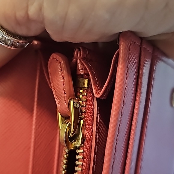 Prada Wallet ❤️🩷 - Picture 7 of 17